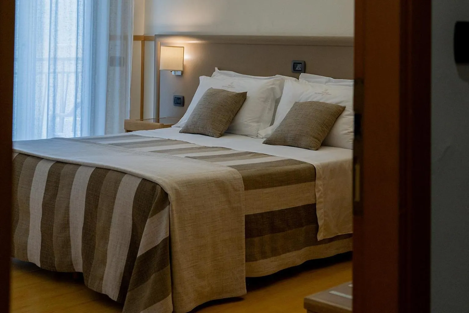 Hotels Vidi Miramare & Delfino Lido di Jesolo 4*,  Italy